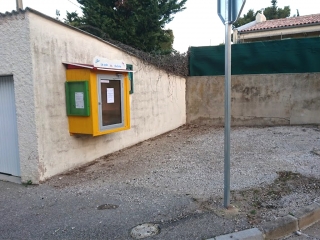 Une initiative originale, la Bibliothèque de rue à Lavéra, Martigues